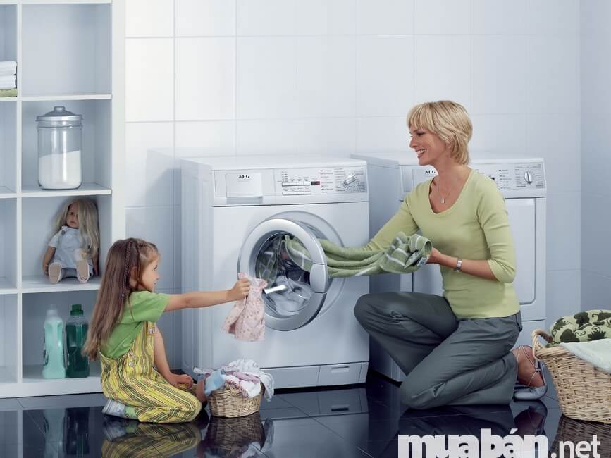 Mua máy giặt cần xem xét khối lượng giặt