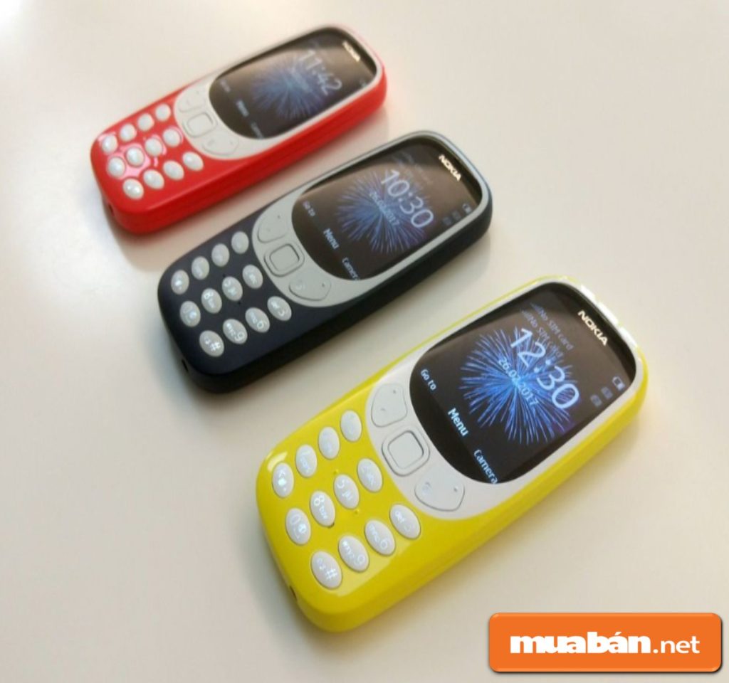 Điện thoại Nokia 3310 có 3 màu vàng, đỏ cam, đen cho khách hàng lựa chọn.