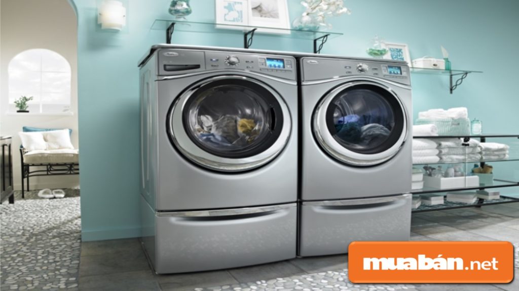 Một số máy giặt sấy khá cồng kềnh, chiếm diện tích không thích hợp cho không gian nhỏ.
