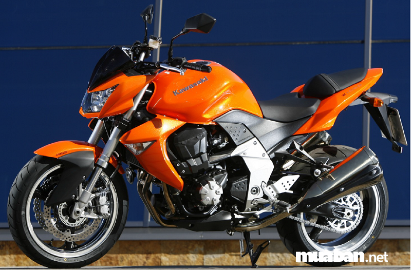 Kawasaki Z1000: “Chiến mã” đáng tiền