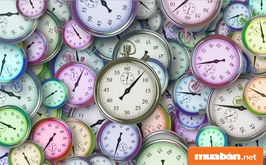Bạn sẽ phải đối mặt với deadline, do đó hãy học cách quản lý thời gian ngay từ khi còn đi học nhé!