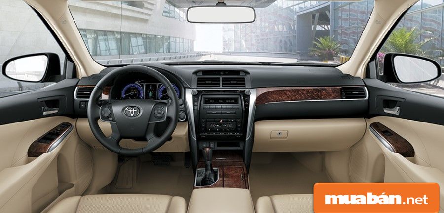 Kiểm tra xem nội thất bên trong xe oto Toyota cũ có đảm bảo và còn tốt hay không? T