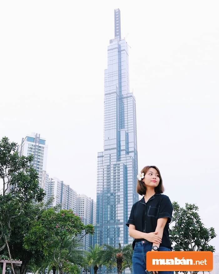 Tòa tháp Landmark cao 81 tầng gồm 3 tầng hầm hiện tại đang là tòa nhà cao nhất Việt Nam,