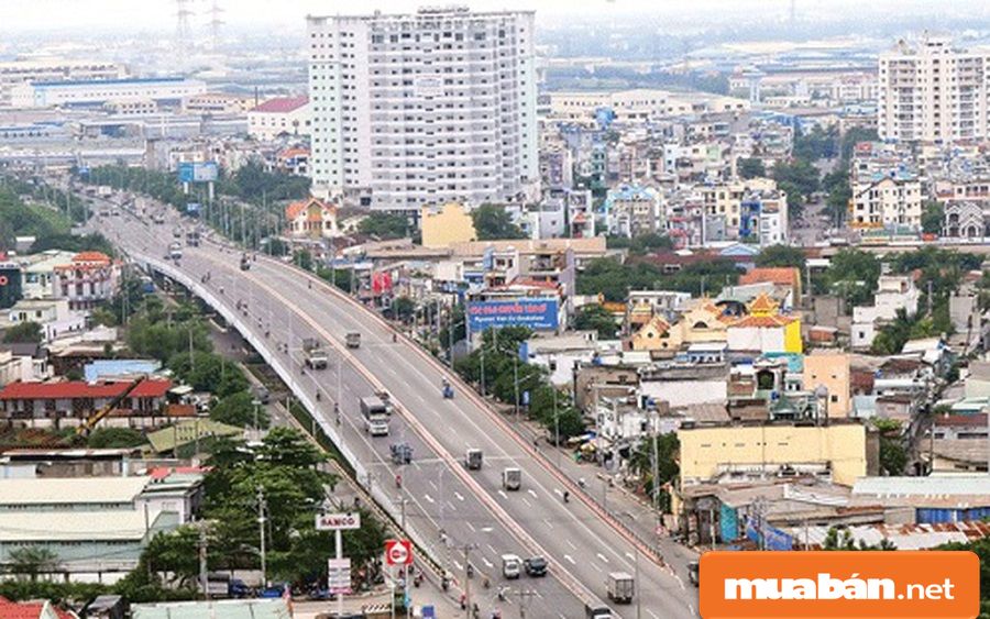 Dự án còn gần các tuyến đường lớn như Quốc lộ 1A, Tên Lửa, Đại lộ Võ Văn Kiệt. 