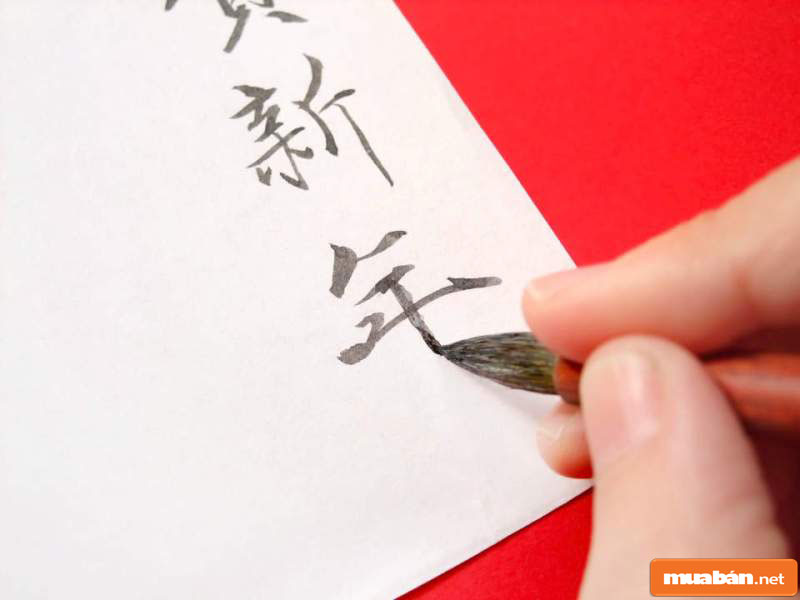 Phá cách với lời chúc Tết bằng chữ Trung Quốc