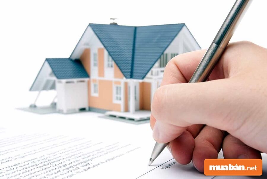 rường hợp bên bán có cả vợ và chồng thì khi tham gia ký kết hợp đồng mua bán nhà đất phải có sự đồng thuận của cả hai người. 