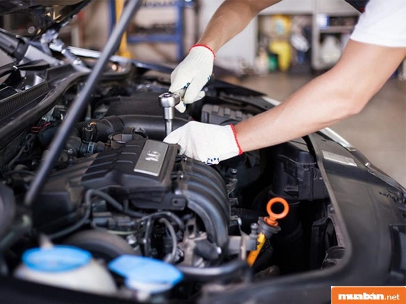 Kinh doanh dịch vụ sửa chữa ô tô cũng là định hướng khá ổn cho những ai học nghề sửa ô tô